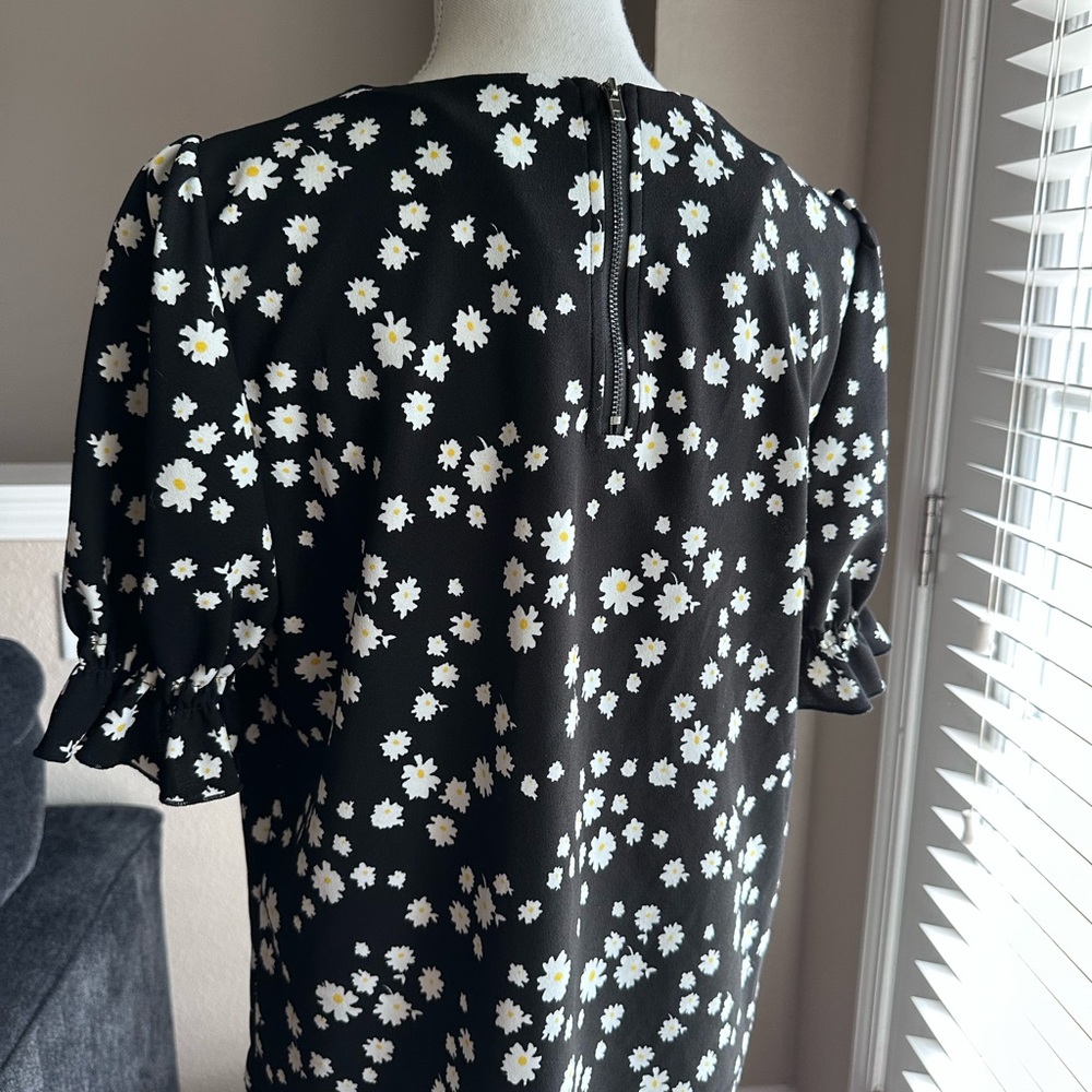 MELLODAY Daisy Ruffle Blouse - Picture 5 of 9